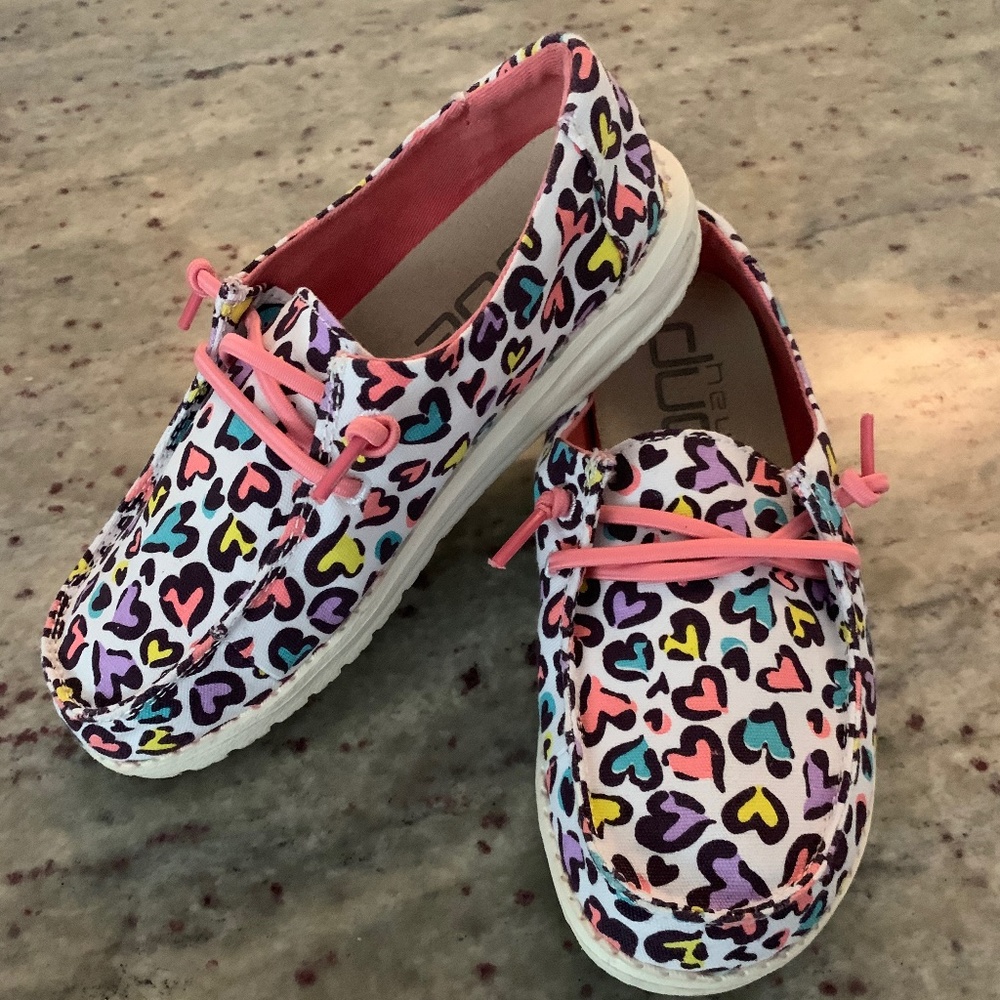 Hey dudes girls white leopard